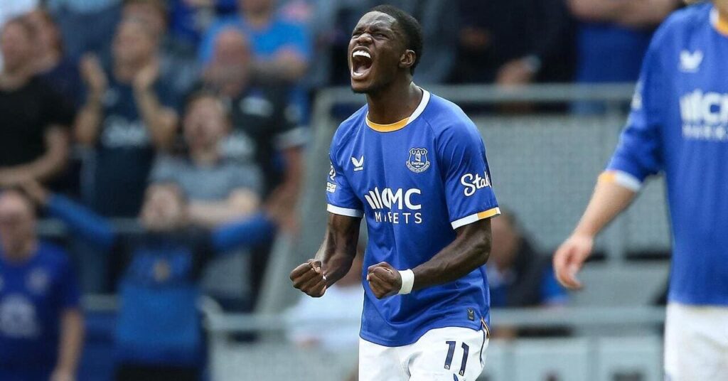 Everton striker Thierno Barry