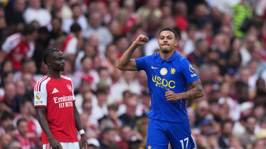 Morgan Rogers scoring for Chelsea against Arsenal