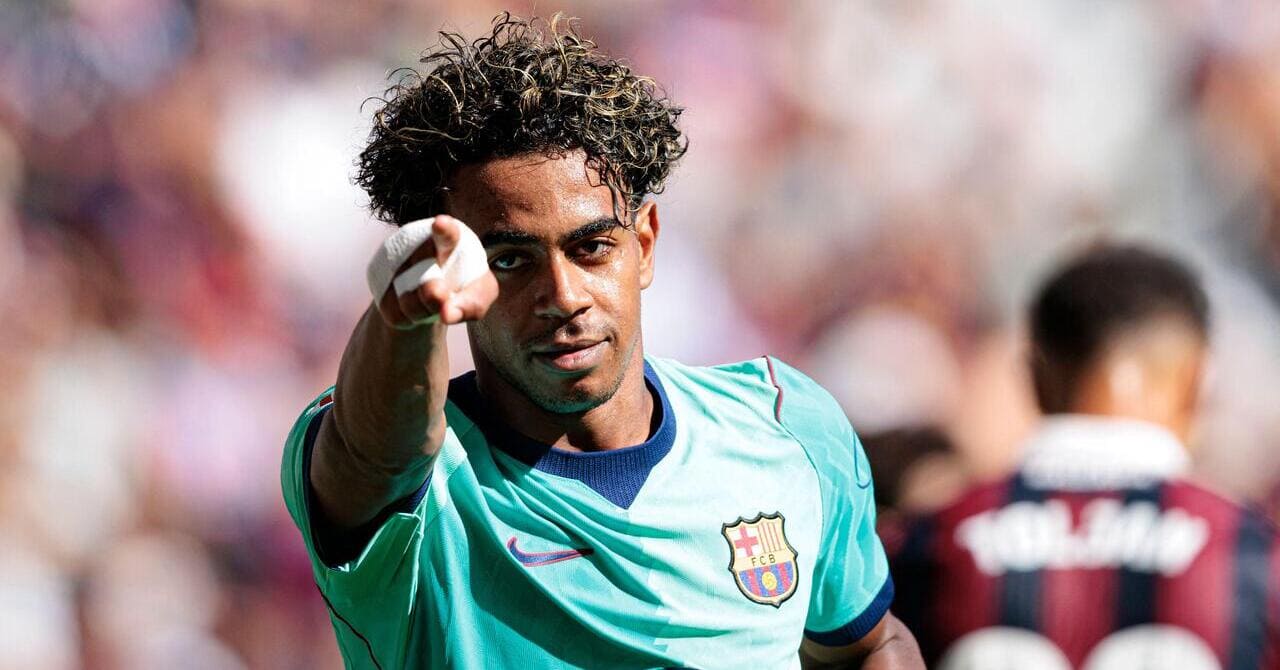 Levante 2-4 Barcelona: Yamal scores twice as champions continue perfect start