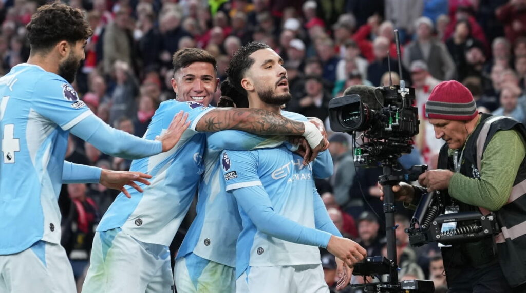 Liverpool 0-3 Manchester City: Report, result and goals as Reds collapse after Gravenberch red card