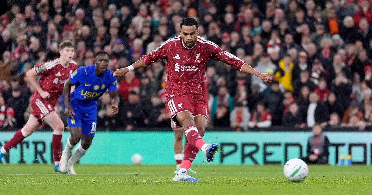 WATCH: Liverpool vs Chelsea sparks into life as Rogers and Gakpo score penalties before half-time